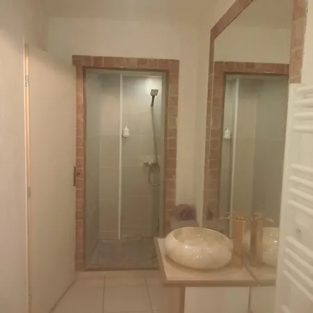 D'hotes 4 Allee Richemond בית הארחה